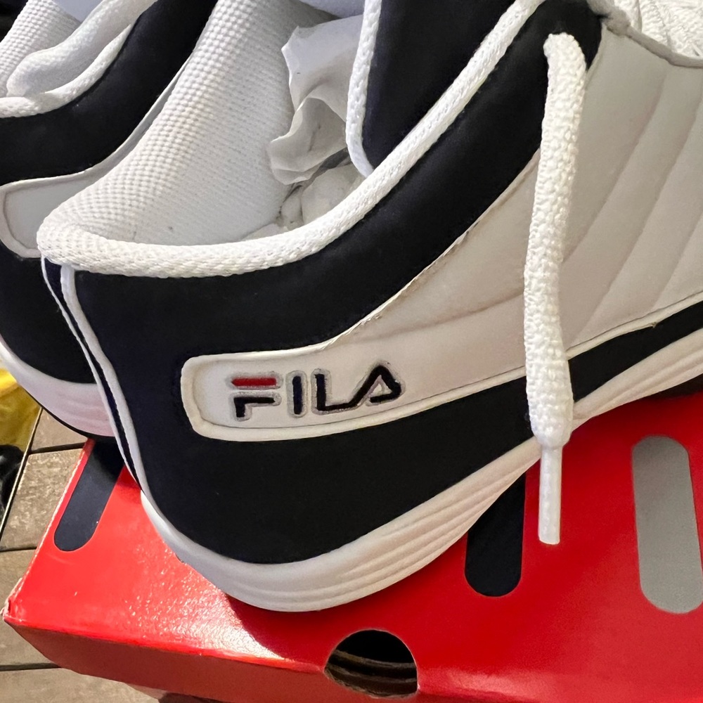 Men’s NIB Fila Breakaway Shoes -Retro - Picture 4 of 7
